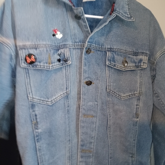 Disney Denim Jacket with Minnie Mouse Pins - Picture 2 of 5